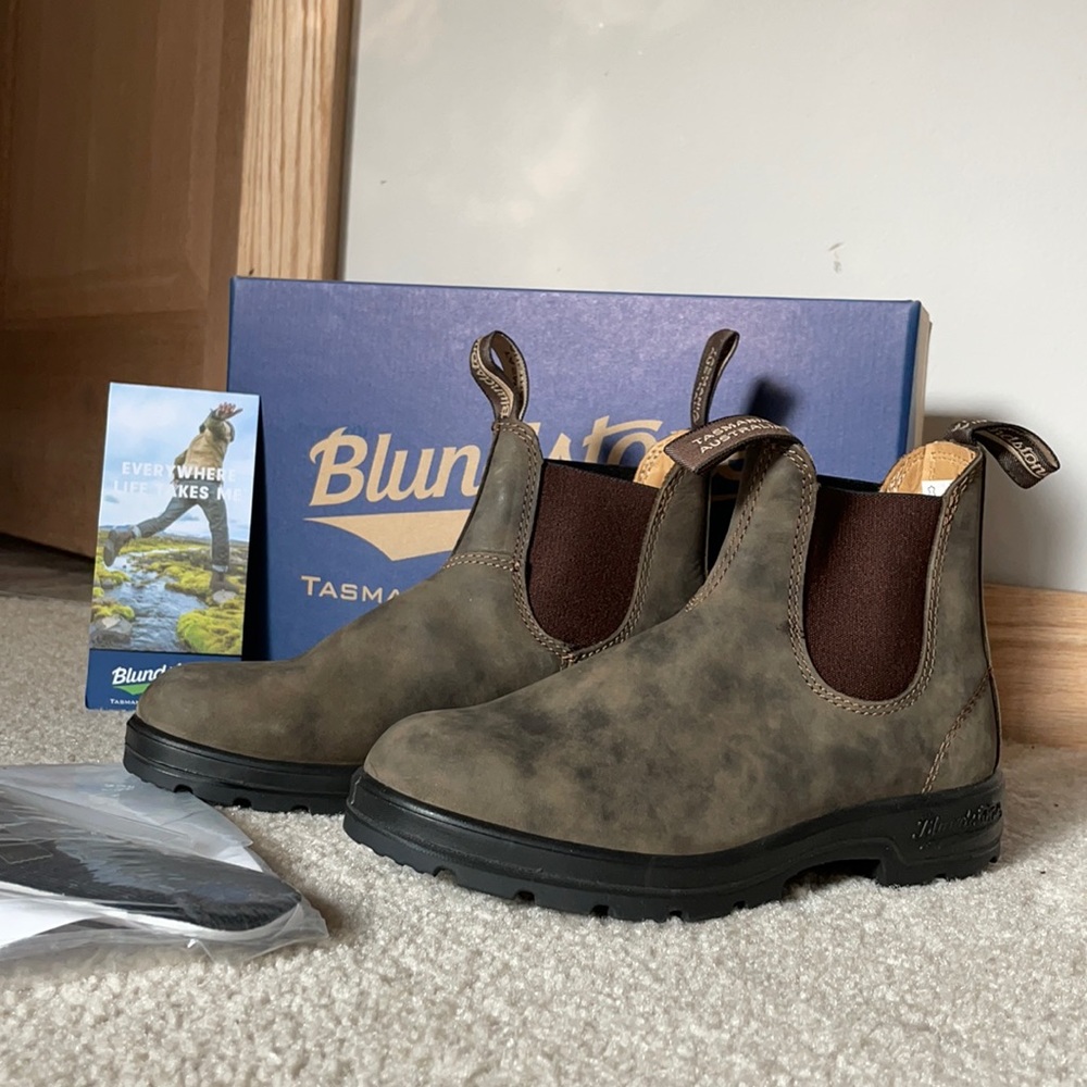 Blundstone boots! BRAND NEW!